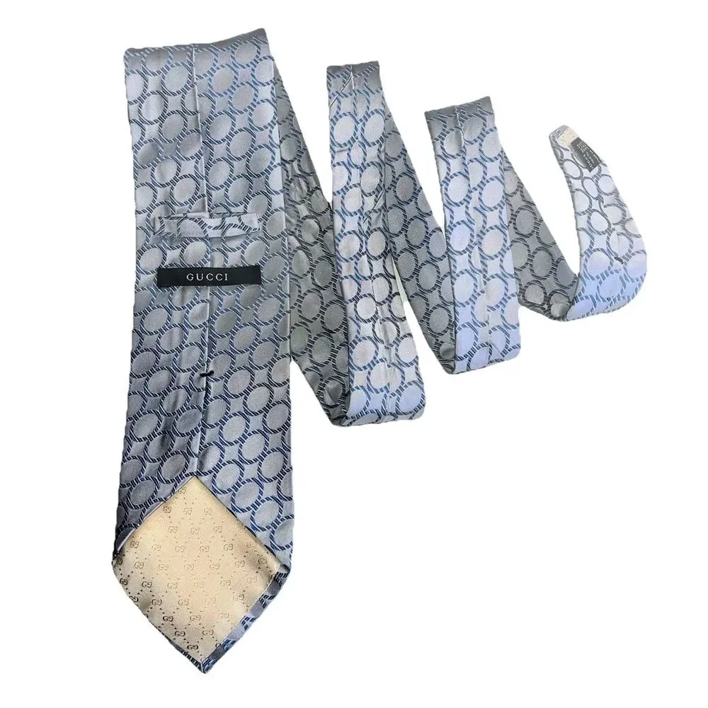 Gucci Italian Silk Tie Jacquard O’s Pattern All Over Print GG Interlocking  Logo